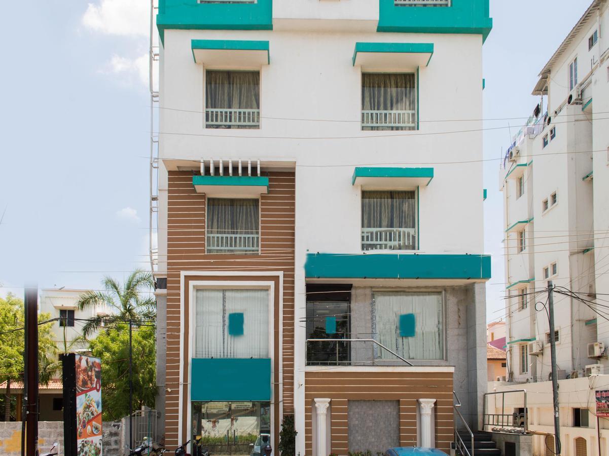 Oyo 10630 Hotel Nano Turf 马杜赖 外观 照片