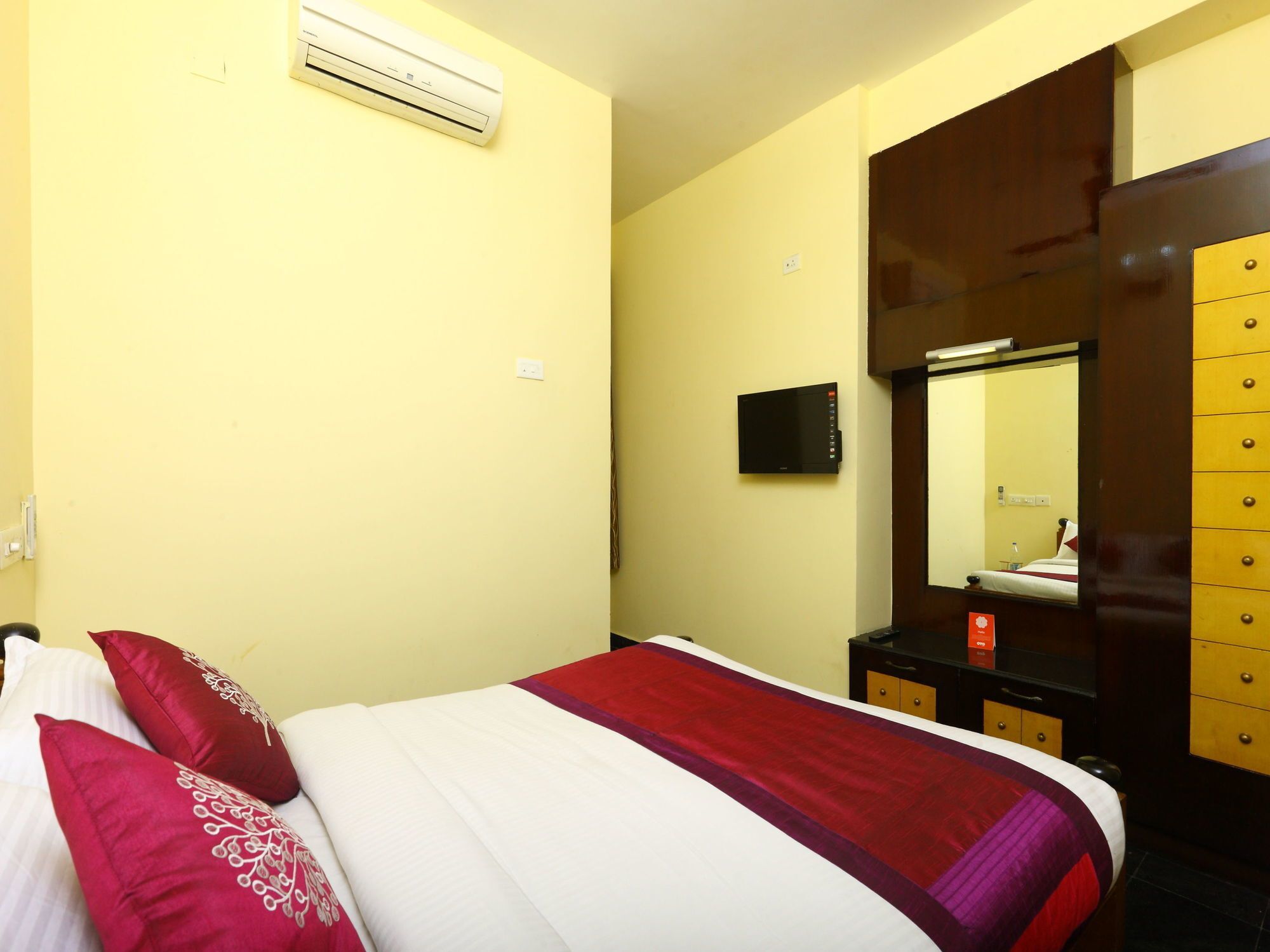 Oyo 10630 Hotel Nano Turf 马杜赖 外观 照片